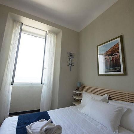 Luna Rooms Савона Екстериор снимка