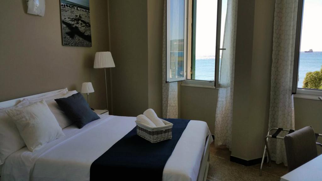 Luna Rooms Савона Екстериор снимка