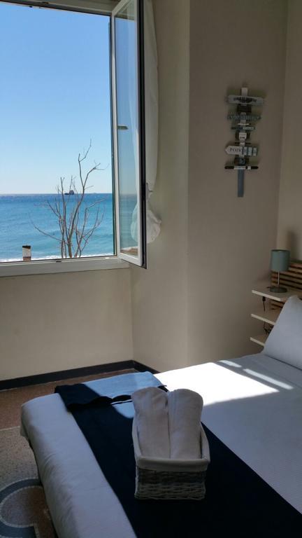 Luna Rooms Савона Екстериор снимка