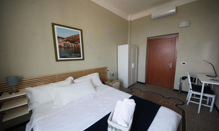 Luna Rooms Савона Екстериор снимка