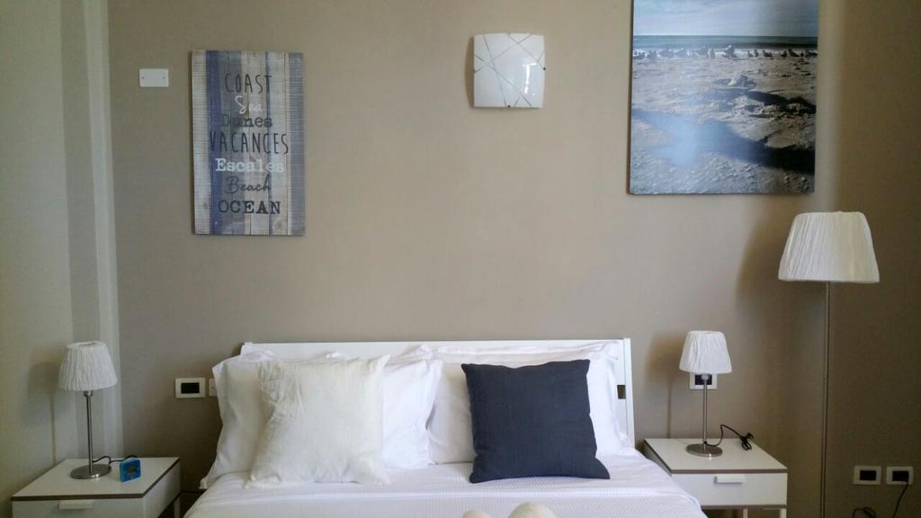 Luna Rooms Савона Екстериор снимка